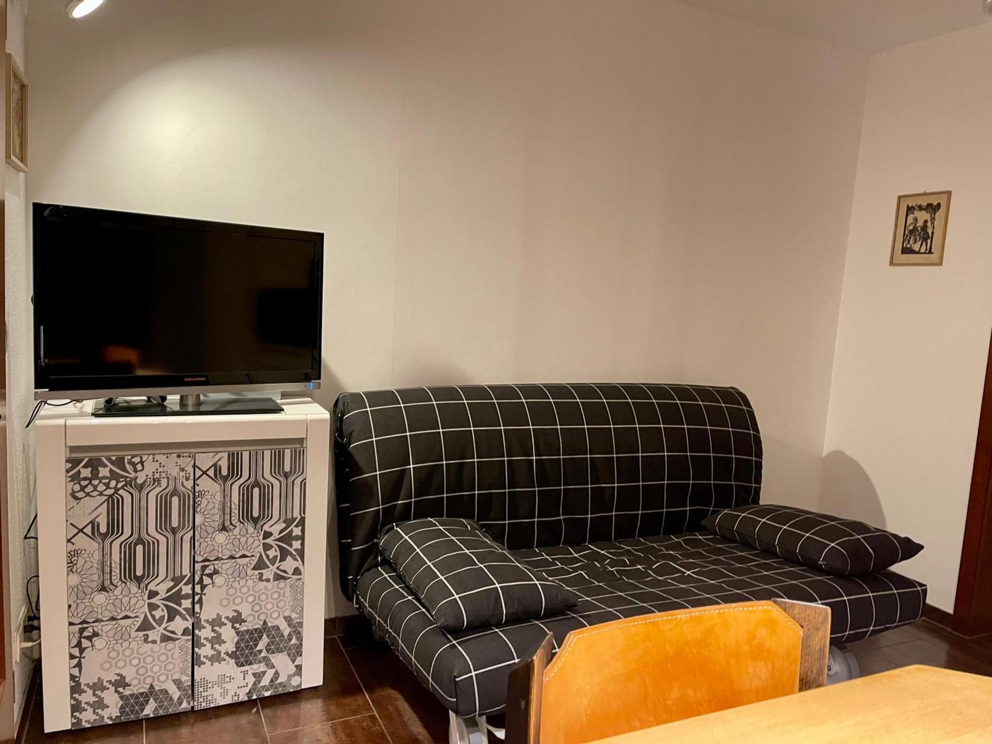 Wunderschoenes 2 Zimmer Apartment Zentrum Goldstadt بفورتسهايم المظهر الخارجي الصورة
