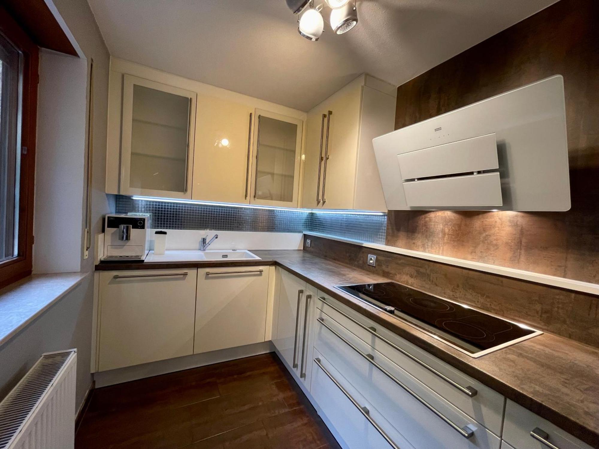 Wunderschoenes 2 Zimmer Apartment Zentrum Goldstadt بفورتسهايم المظهر الخارجي الصورة