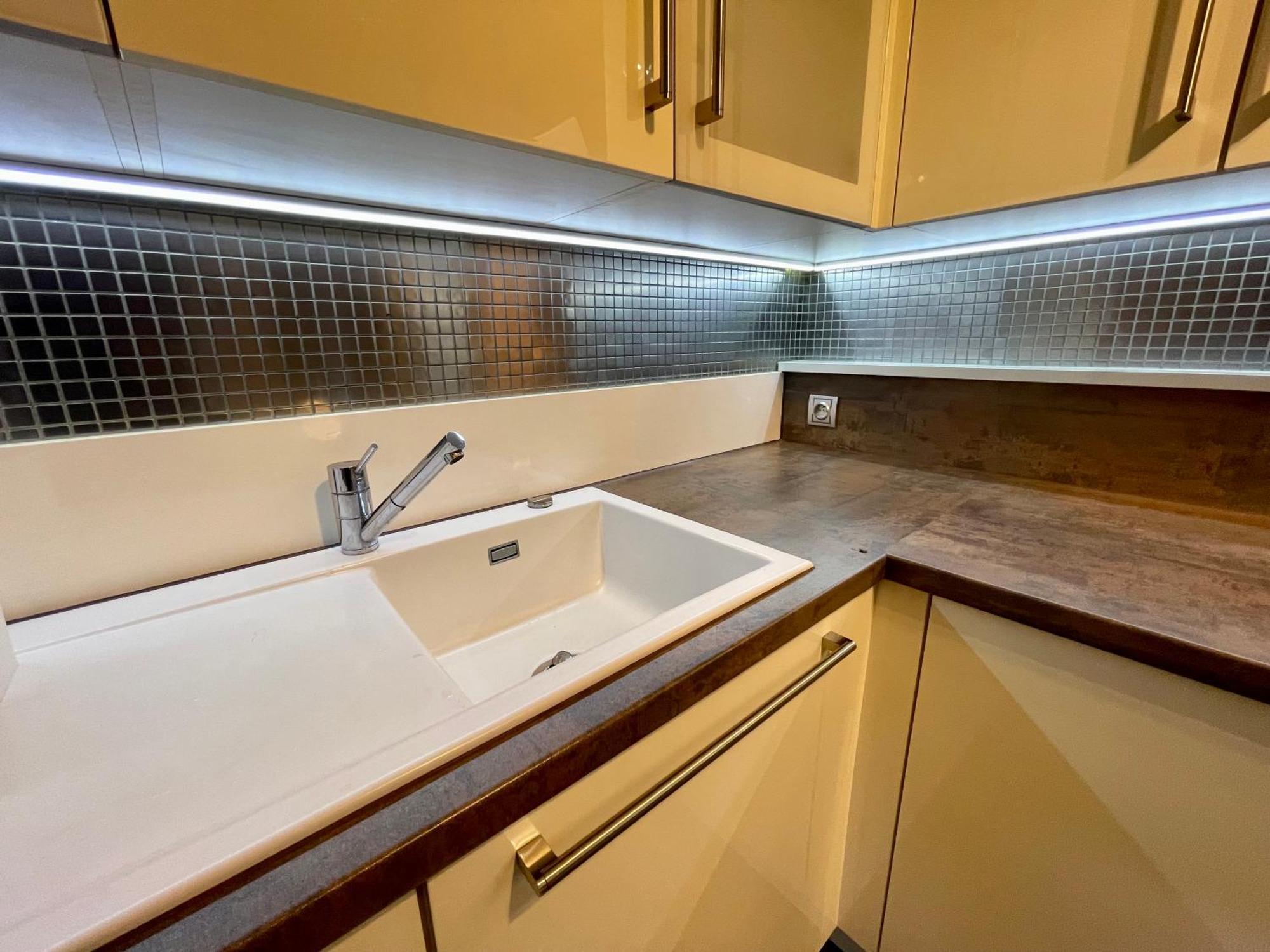 Wunderschoenes 2 Zimmer Apartment Zentrum Goldstadt بفورتسهايم المظهر الخارجي الصورة