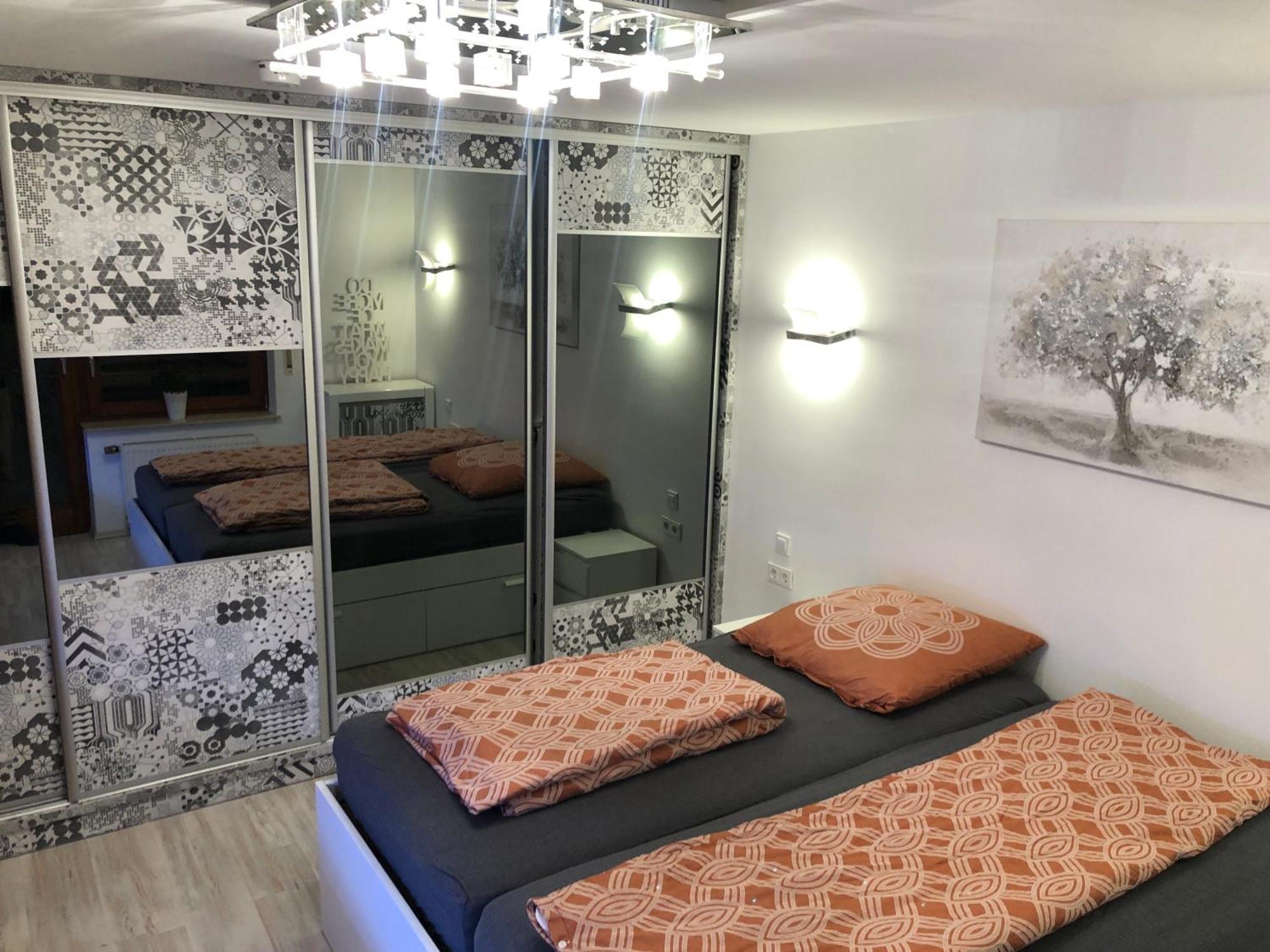 Wunderschoenes 2 Zimmer Apartment Zentrum Goldstadt بفورتسهايم المظهر الخارجي الصورة